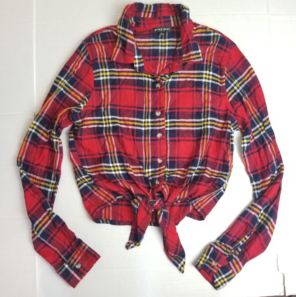 STYLE ENVY plaid tie bottom button up shirt